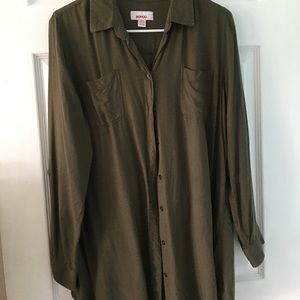 ARMY GREEN LONG SLEEVE BUTTON DOWN TOP